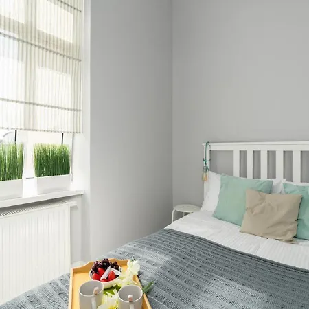 Апартаменты Scandi Male Garbary Piaskowa Near Old Market Square By Renters Познань
