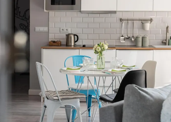 Scandi Male Garbary Piaskowa Near Old Market Square By Renters Apartment