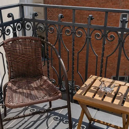 Scandi Male Garbary Piaskowa Near Old Market Square By Renters Apartman Poznań